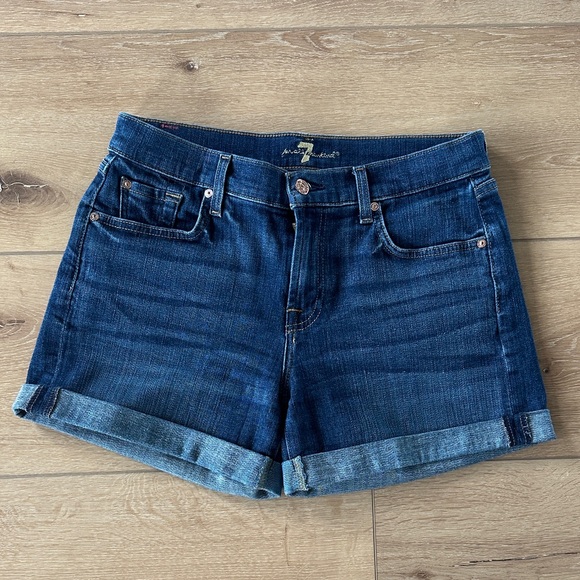 7 For All Mankind Relaxed Mid Roll Shorts - Picture 1 of 6